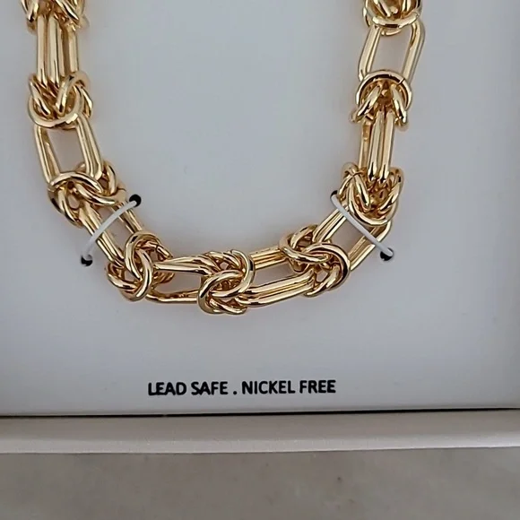 ⭐️House of Harlow 1960⭐️ Gold bracelet - Picture 3 of 4